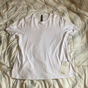 Lululemon Men’s 5 Year Basic T. NWT. Size XL White